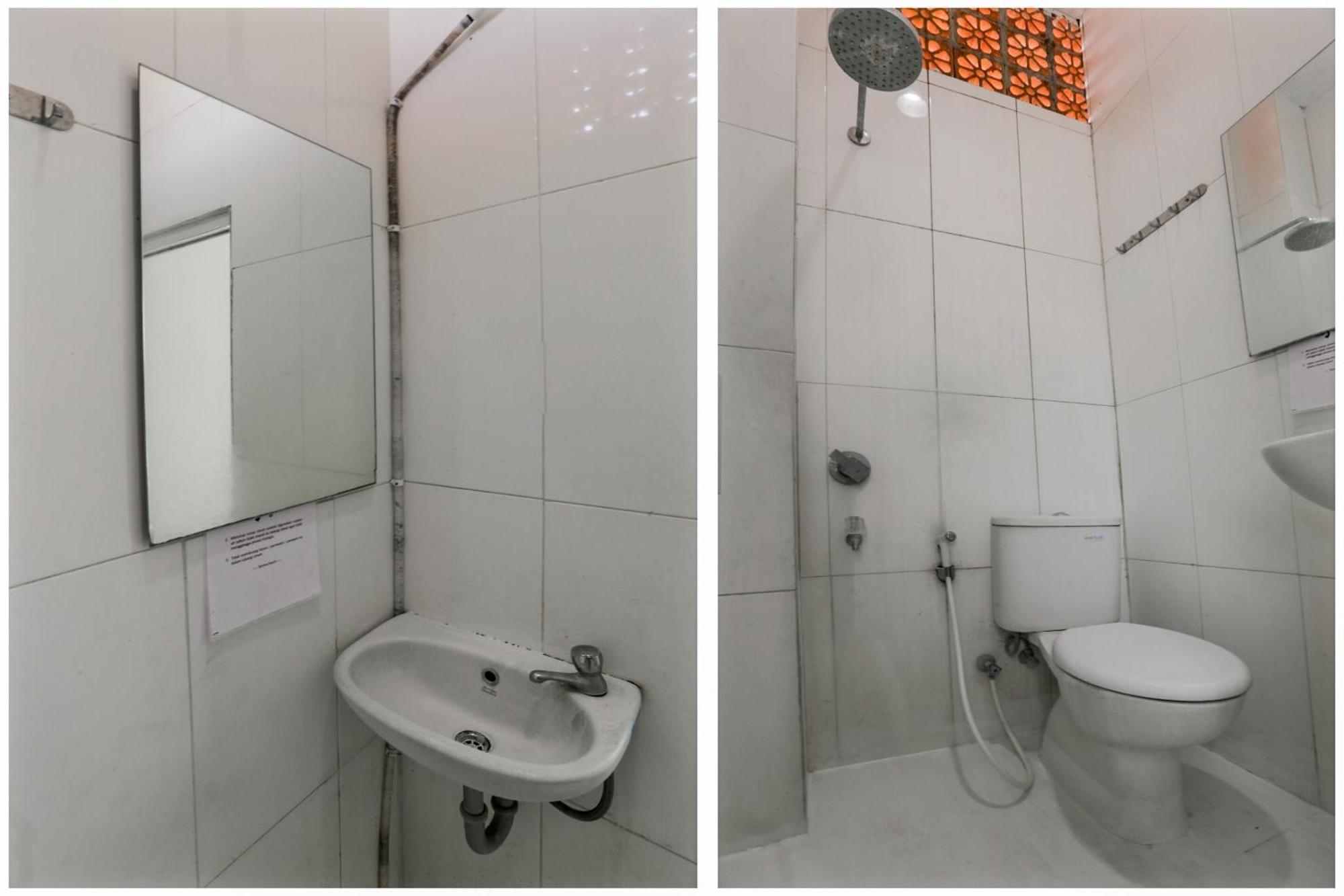 Super Oyo 3838 Tamansari Guest House Surakarta  Luaran gambar